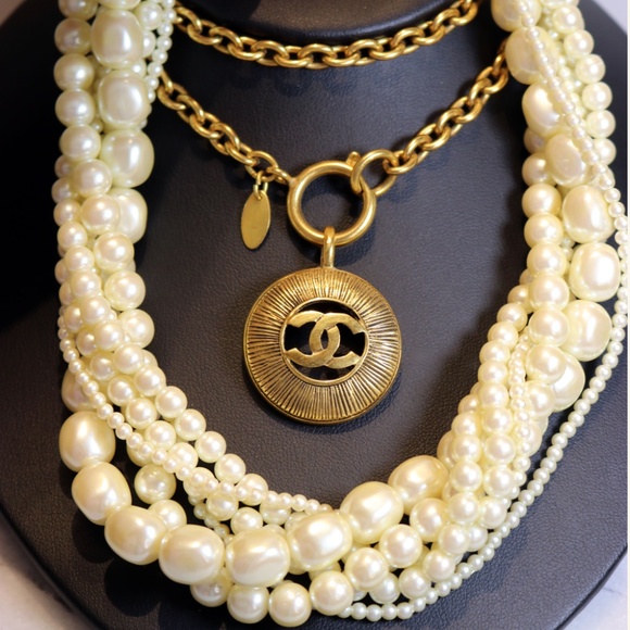 Chanel CC Logo Pendant Necklace with Spring Ring Clasp and Oval Cartouche ID Tag - Picture 4 of 16